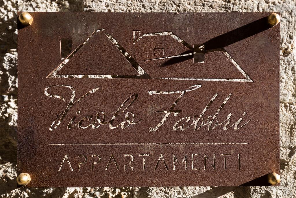 Vicolo Fabbri Appartamenti Монтефалько Номер фото